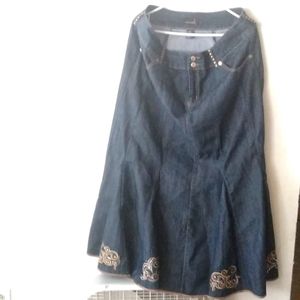 Ashley Stewart Denim Size 14W  Cotton / Polyester Skirt